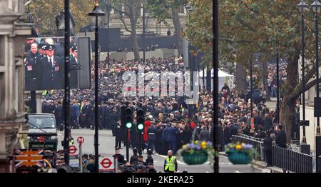Londres, Royaume-Uni. 13th novembre 2022. Le personnel des forces armées, passé et présent, remplit Whitehall le dimanche du souvenir, avant de passer devant le Cenotaph le dimanche 13 novembre 2022. Crédit : Paul Marriott/Alay Live News Banque D'Images
