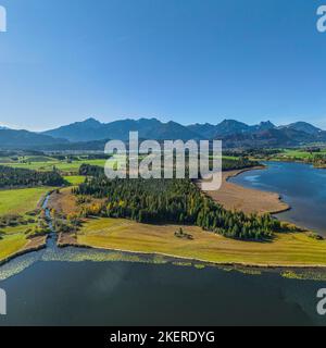 Vue d'automne sur la région autour de la Hopfensee dans l'est d'Allgaeu d'en haut Banque D'Images