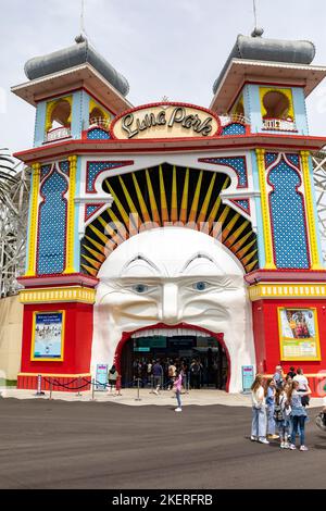 Parc d'attractions St Kilda Luna Park situé dans cette banlieue de Melbourne, Victoria, Australie Banque D'Images