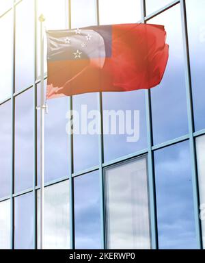 Drapeau des Samoa sur un mât Banque D'Images