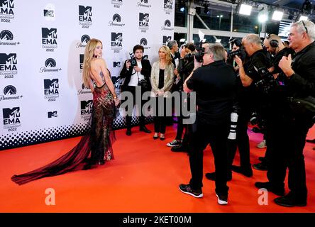 Rita ora assiste aux MTV Europe Music Awards 2022 qui se tiennent au PSD Bank Dome, à Düsseldorf. Date de la photo: Dimanche 13 novembre 2022. Banque D'Images