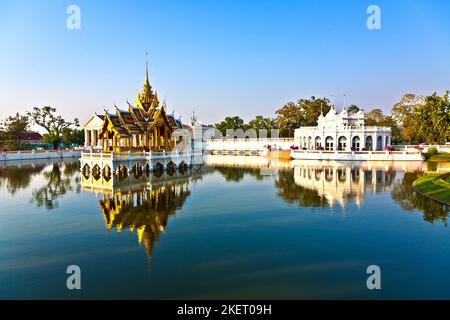 Ayutthaya, Thaïlande - 24 décembre 2009: Bang Pa-in Aisawan au Palais royal d'été près de Bangkok, Thaïlande Banque D'Images