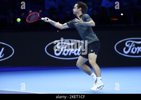 Turin, Italie. 14th novembre 2022. Wesley Koolhof, de Hollande, contrôle le ballon lors du double match du Round Robin Green Group entre Wesley Koolhof, de Hollande, et Neal Skupski, de Grande-Bretagne, contre Thanasi Kokkinakis, d'Australie, et Nick Kyrgios, le deuxième jour des finales du Nitto ATP World Tour à Pala Alpitour, on 14 novembre 2022 à Turin, Italie Credit: Marco Canoniero/Alay Live News Banque D'Images