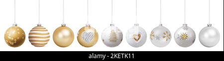 Ensemble de Noël joyeux boules suspendues dorées décorées de coeur, arbre, flocons de neige et perles pailletées, isolé sur fond blanc, objets templa Banque D'Images