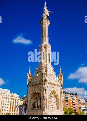 Le Monument de Columbus, Monumento a Colón, est un monument situé à Madrid. Il se trouve sur la place du namesake, la Plaza de Colón. Le sous-sol du monument Banque D'Images