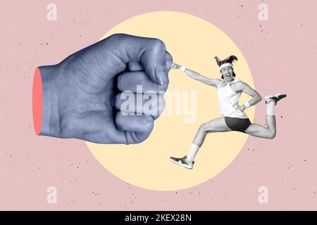 Photo créative 3D collage art poster carte postale de drôle homme funky boxe grand bras humain isolé sur fond de peinture Banque D'Images