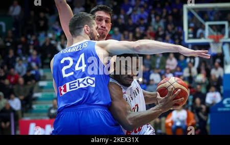 Jemappes, Belgique, 14 novembre 2022, match de basket-ball entre l'équipe nationale belge Lions et la Grèce, lundi 14 novembre 2022 à Jemappes, jeu de qualification 10/12 pour la coupe du monde 2023. BELGA PHOTO VIRGINIE LEFOUR Banque D'Images