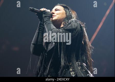 Londres, Royaume-Uni, 14/11/2022, la chanteuse Amy Lee du groupe de rock Evanescence se produit en concert au O2, Londres.Credit: John Barry/Alay Live News Banque D'Images