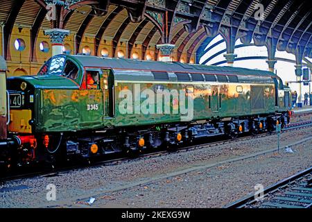 Classe 40 D345 à la gare de York, York, Angleterre Banque D'Images