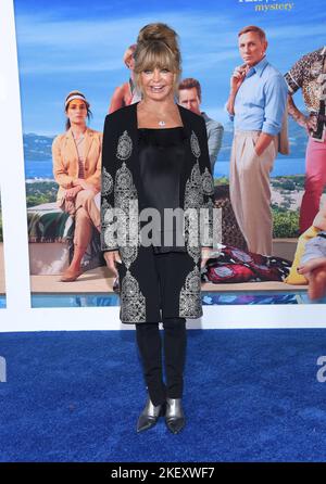 Los Angeles, Californie sur 14 novembre 2022. Goldie Hawn arrive à la première américaine de “Glass Onion: A Knives Out Mystery” tenue au Musée de l'Académie à Los Angeles, CA sur 14 novembre 2022. © OConnor / AFF-USA.com Banque D'Images