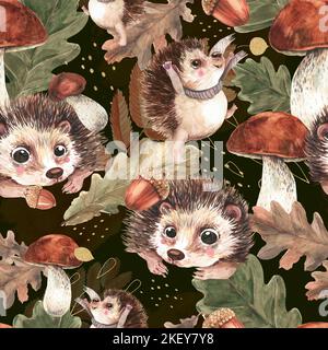 Motif sans couture fabuleuse forêt d'automne. De jolis hérissons, feuilles, glands, touches dorées. Illustration aquarelle sur fond noir. Banque D'Images