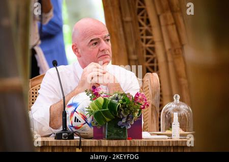 Le président de la FIFA, Gianni Infantino, attend avant un déjeuner de travail lors du sommet de G20 à Nusa Dua, Bali, Indonésie. Date de la photo: Mardi 15 novembre 2022. Banque D'Images
