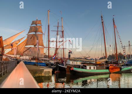 Den Helder, pays-Bas. Novembre 2022. Navires historiques à l'ancien chantier naval de Den helder. Photo de haute qualité Banque D'Images