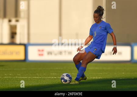 Rome, Italie. 14th novembre, Rome, Italie. 14th novembre 2022. Asia Bragonzi of Italy WU23 lors du match international amical entre l'Italie WU23 et l'Angleterre WU23 au stadio Tre Fontane le 14th novembre 2022 à Rome, Italie. Crédit : Agence photo indépendante/Alamy Live News Banque D'Images