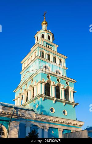 La cathédrale de l'Assomption de la Vierge ou la cathédrale de la Dormition est l'église orthodoxe russe de Tachkent, en Ouzbékistan Banque D'Images