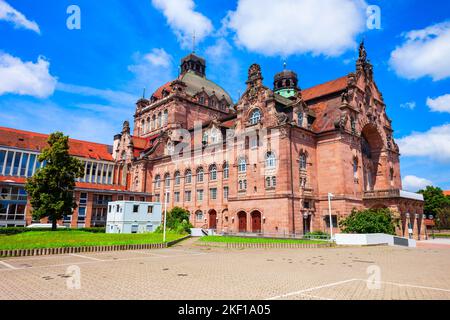 Théâtre de Nuremberg, Opéra ou Staatstheater. Nuremberg est la deuxième plus grande ville de l'État de Bavière en Allemagne. Banque D'Images