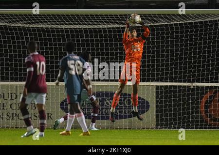 Dagenham, Royaume-Uni. 15th novembre 2022. Dagenham - Mannou Berger de Feyenoord pendant le match entre West Ham United U21 FC et Feyenoord O21 au London Borough of Barking & Dagenham Stadium le 15 novembre 2022 à Dagenham, au Royaume-Uni. Crédit : photos Box to Box/Alamy Live News Banque D'Images