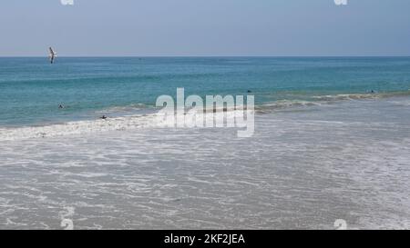 Plage à côté de la jetée de San Clemente, Californie, États-Unis Banque D'Images