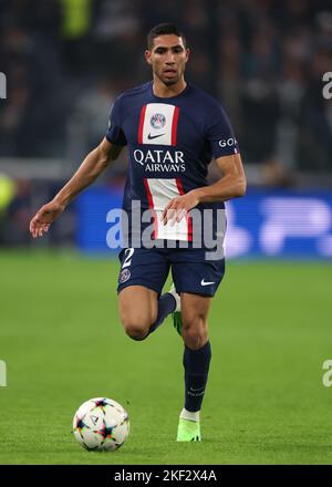 Turin, Italie, 2nd novembre 2022. Achraf Hakimi du PSG lors du match de la Ligue des champions de l'UEFA au stade Allianz, à Turin. Le crédit photo devrait se lire: Jonathan Moscrop / Sportimage Banque D'Images