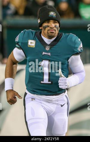 Philadelphie, Pennsylvanie, États-Unis. 14th novembre 2022. Philadelphia Eagles Quarterback Jalen fait mal (1) avant le match contre les Washington Commanders à Lincoln Financial Field. (Credit image: © Debby Wong/ZUMA Press Wire) Credit: ZUMA Press, Inc./Alamy Live News Banque D'Images