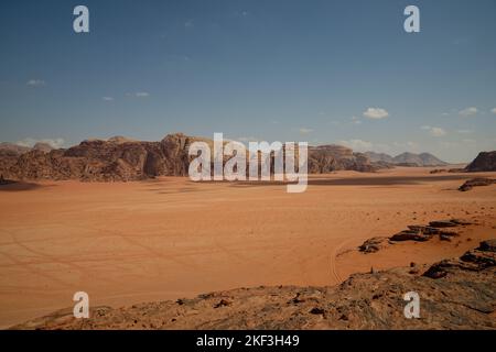 Désert de Wadi Rum, patrimoine mondial de l'UNESCO, zone protégée. Peuplé de familles bédouines Banque D'Images
