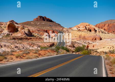 Straße Burch den Valley of Fire State Park, Nevada, Etats-Unis, Nordamerika Banque D'Images