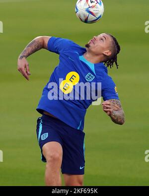 Le Kalvin Phillips d'Angleterre lors d'une séance d'entraînement au club sportif Al Wakrah, au stade Al Wakrah, au Qatar. Date de la photo: Mercredi 16 novembre 2022. Banque D'Images