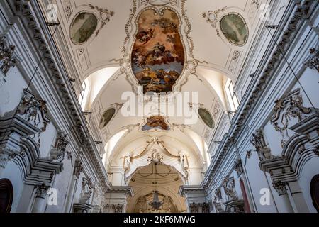 L'intérieur de la Chiesa di Santa Lucia alla Badia, Piazza Duomo, Ortigia,, Syracuse (Syracuse), Sicile, Italie. Banque D'Images