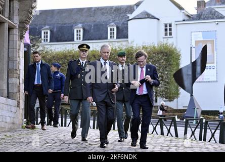 Belgique - Roi Philippe - Filip de Belgique et Vincent Houssiau, Chef de cabinet du Roi de Belgique photographié lors d'une session académique à la suite de la célébration du 250th anniversaire des académies royales, mercredi 16 novembre 2022, à Bruxelles. BELGA PHOTO ERIC LALMAND Banque D'Images