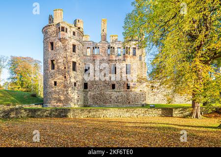 Les ruines du château de Huntly datant du 12th siècle en automne, Huntly, Aberdeenshire, Écosse, Royaume-Uni Banque D'Images