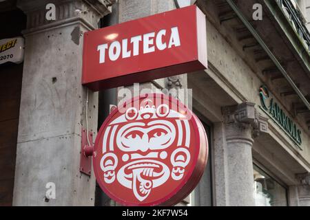 Dublin, Irlande - 20 octobre 2022 : logo Tolteca, un restaurant mexicain Banque D'Images