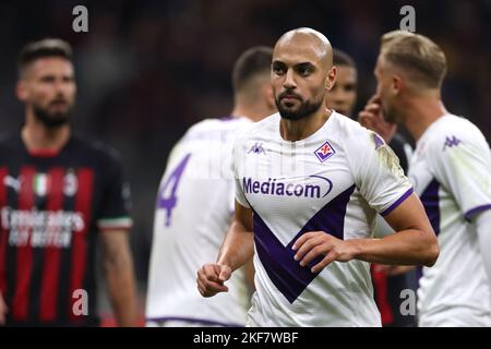 Milan, Italie, 13th novembre 2022. Sofyan Amrabas de l'ACF Fiorentina pendant la série Un match à Giuseppe Meazza, Milan. Le crédit photo devrait se lire: Jonathan Moscrop / Sportimage Banque D'Images