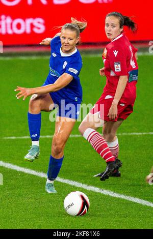 Cardiff, Royaume-Uni. 16th novembre 2022. Rhianne Oakley de Cardiff City en action. Cardiff City v Abergavenny dans le Genero Adran Premier au Cardiff City Stadium le 16th novembre 2022. Crédit : Lewis Mitchell/Alay Live News Banque D'Images