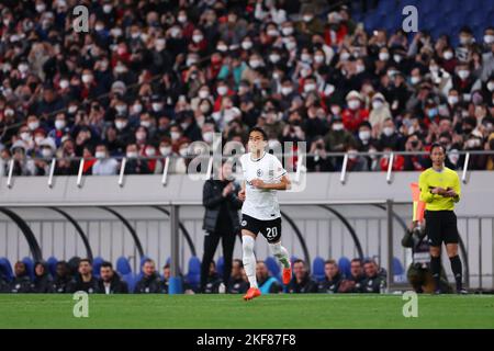 Saitama, Japon. 16th novembre 2022. Makoto Hasebe (Francfort) football : Bundesliga Japan Tour 2022 Match entre les diamants rouges Urawa 4-2 Eintracht Frankfurt au Saitama Stadium 2002 à Saitama, Japon . Crédit: Naoki Morita/AFLO SPORT/Alay Live News Banque D'Images