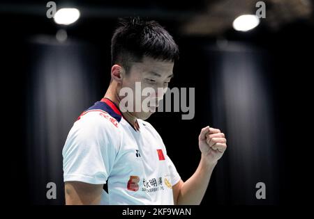 Sydney, Australie. 17th novembre 2022. Lu Guangzu, de Chine, célèbre lors du match rond masculin de Singles 2nd contre Lee Zii Jia, de Malaisie, au BWF Australian Open 2022 à Sydney, en Australie, le 17 novembre 2022. Credit: Hu Jingchen/Xinhua/Alay Live News Banque D'Images