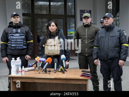 Non exclusif: KHERSON, UKRAINE - 16 NOVEMBRE 2022 - Chef adjoint du Département principal de la police nationale dans la région de Kherson - Chef de l'Invest Banque D'Images