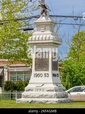 Un côté du monument des fondateurs de Bridgehampton Banque D'Images