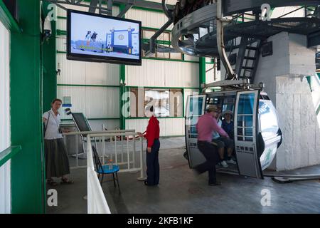 A l'intérieur de la station de métro du North Peak Sante Cableway sur la célèbre Huashan Mountain / Mont Hua / Mont Hua / Hua Shan Mountain près de Huayin, Weinan, Chine, 714299. Ouvert en !996 en Chine. PRC. Banque D'Images