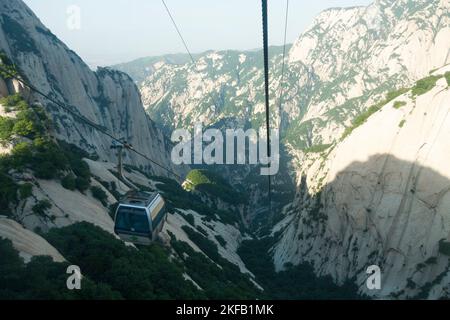 Téléphérique de North Peak Sante sur la célèbre montagne Huashan / Mont Hua / Mont Hua / Mont Hua Shan près de Huayin, Weinan, Chine, 714299. Ouvert en !996 en Chine. PRC. Banque D'Images