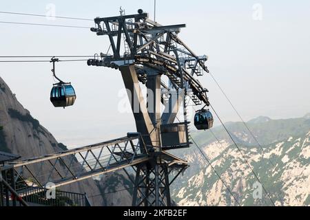 Téléphérique de North Peak Sante sur la célèbre montagne Huashan / Mont Hua / Mont Hua / Mont Hua Shan près de Huayin, Weinan, Chine, 714299. Ouvert en !996 en Chine. PRC. (125) Banque D'Images