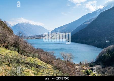 Le petit lac de Piona près du lac de Côme Banque D'Images