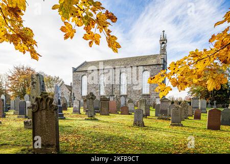L'église paroissiale de granit du milieu du 19th siècle dans le village de Tough (Kirkton de Tough) près d'Alford dans la région de Marr dans Aberdeenshire, Écosse Royaume-Uni Banque D'Images
