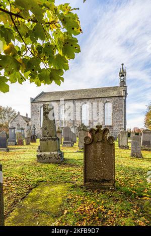 L'église paroissiale de granit du milieu du 19th siècle dans le village de Tough (Kirkton de Tough) près d'Alford dans la région de Marr dans Aberdeenshire, Écosse Royaume-Uni Banque D'Images