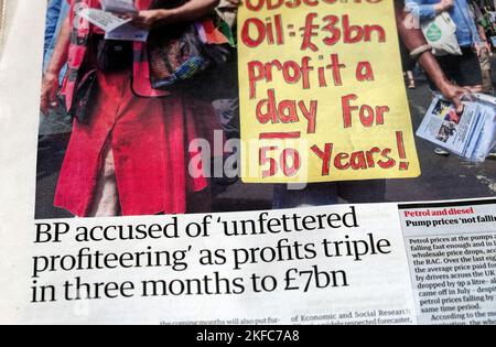 British Petroleum, « BP accusé de « faire des profits sans entrave » car les bénéfices triplent en trois mois à 7bn livres sterling », journal Guardian Headline 3 août 2022 Royaume-Uni Banque D'Images