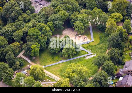 Vue aérienne, aire de jeux pour enfants à Ferdinand-Freiherr-von-Raesfeld-Straße, Hardt, Dorsten, région de la Ruhr, Rhénanie-du-Nord-Westphalie, Allemagne, DE, Europe, AE Banque D'Images