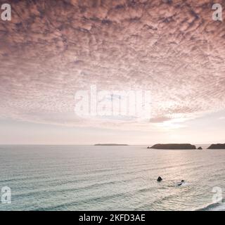 Coucher de soleil en septembre fin d'été Pembrokeshire Coast National Park Marloes Sir Benfro South West Wales UK Europe Banque D'Images