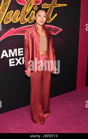 New York, États-Unis. 17th novembre 2022. Li Jun Li participe à la soirée d'ouverture «& Juliette » sur Broadway au Stephen Sondheim Theatre de New York, NY, on 17 novembre 2022. (Photo par Efren Landaos/Sipa USA) crédit: SIPA USA/Alay Live News Banque D'Images