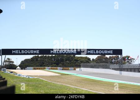 Victoria, Australie. 18th novembre 2022. Une vue générale des enseignes emblématiques de Melbourne le long de Pit Steright lors de la grande crête australienne 2022 du Championnat du monde de Superbike FIM MOTUL 2022 à Phillip Island, Australie sur 18 novembre 2022 - image Credit: brett keating/Alay Live News Banque D'Images