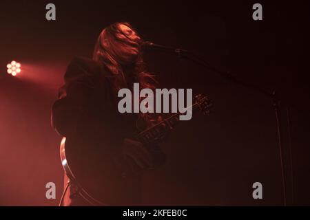 Roma, Italie. 17th novembre 2022. Emma Nolde pendant le Dormi Tour Live sur 16 novembre 2022 à MONK à Rome, Italie. Crédit : Agence photo indépendante/Alamy Live News Banque D'Images