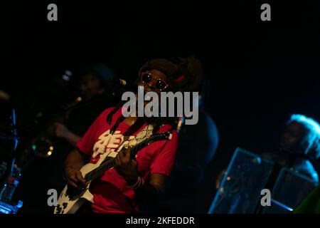 17 novembre 2022, Solana Beach, CA, États-Unis d'Amérique: David Hinds of Steel Pulse se produit à Belly Up Tavern le jeudi 17 novembre, à Solana Beach, Calif (image de crédit : © Rishi Deka/ZUMA Press Wire) Banque D'Images